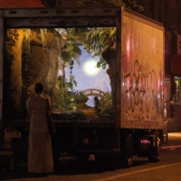 banksy_better-out-than-in_streetart_2
