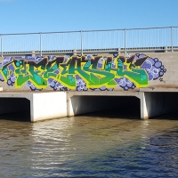 2Flash_RTR_CI_Graffiti_Melbourne_Australia_Spraydaily_12