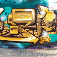 Zurik_HMNI_Graffiti_Girl_Bogota_Colombia_15