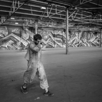 fstoppers_davidgeffin_davegeffin_geffinmedia_selinamiles_limitless_graffiti_featured11-710x473