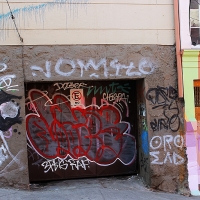 Valparaiso_Chile_Allyouseeiscrimeinthecity_Graffiti_Spraydaily_18_Vomito.jpg